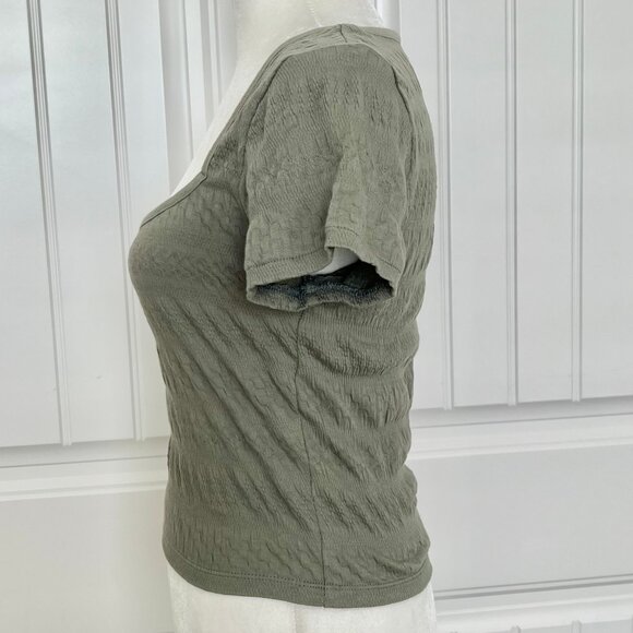 NWT Abercrombie & Fitch Women's Square Sweetheart Neck Cropped Textured Baby Tee - Picture 6 of 8